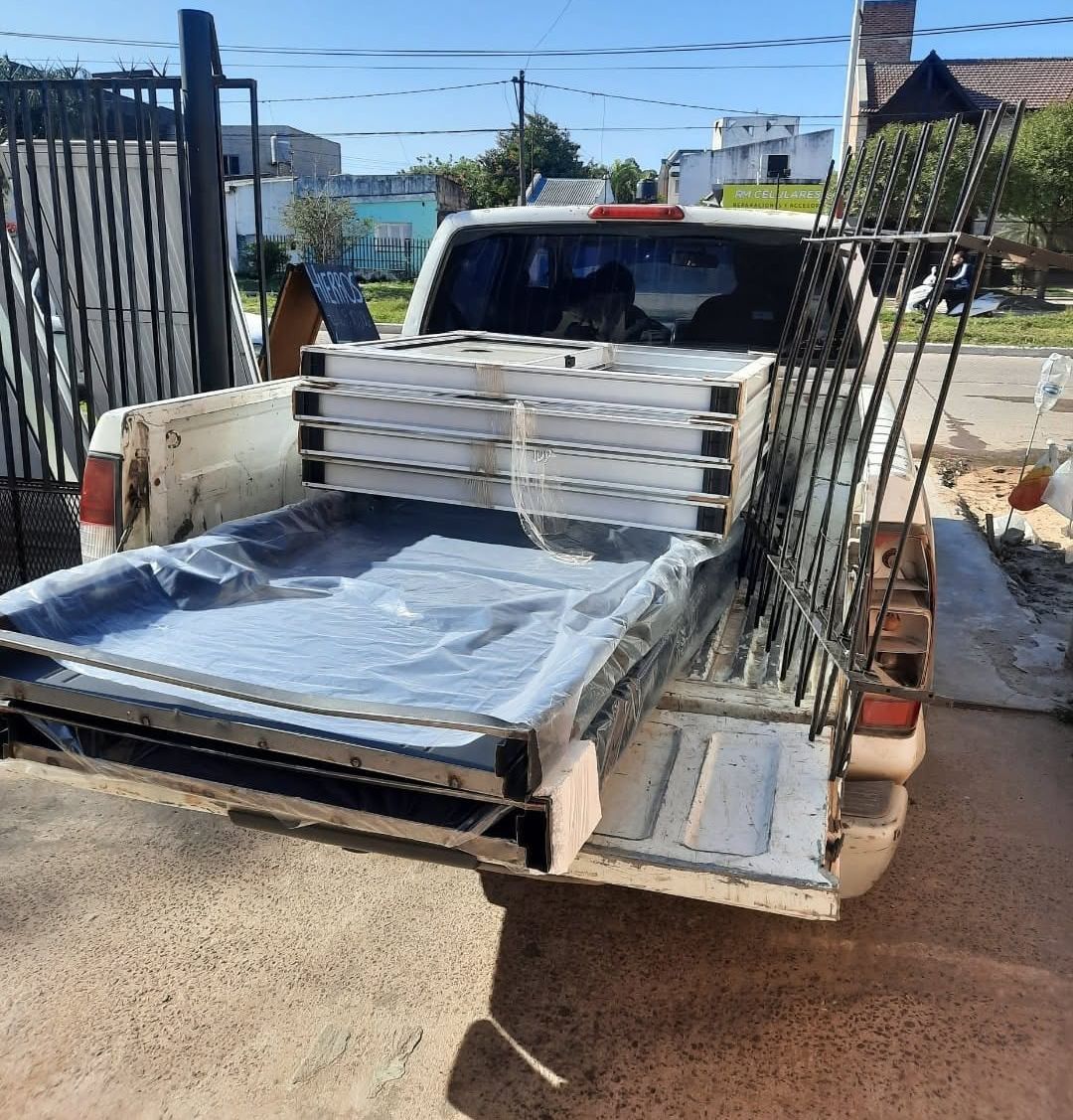 Aberturas en la caja de la camioneta